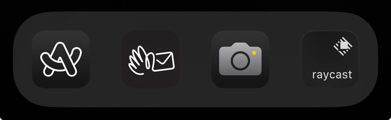 iphone-dock-2025-05.jpg