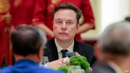 🚀 SpaceX провела крупнейшее IPO в истории — капитализация компании достигла $2,2 трлн